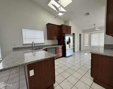 4412 E Hopi St Street - Photo Thumbnail 17