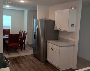 337 Se Starfish Avenue - Photo Thumbnail 4