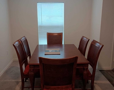 337 Se Starfish Avenue - Photo Thumbnail 2