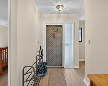65 Pelican Pointe Drive - Photo Thumbnail 11