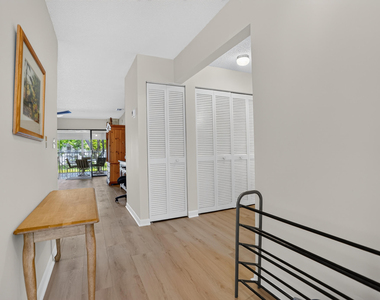 65 Pelican Pointe Drive - Photo Thumbnail 12