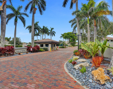 65 Pelican Pointe Drive - Photo Thumbnail 2