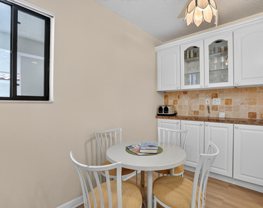 65 Pelican Pointe Drive - Photo Thumbnail 14
