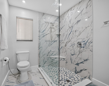 65 Pelican Pointe Drive - Photo Thumbnail 33