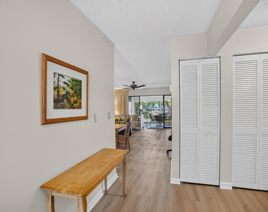 65 Pelican Pointe Drive - Photo Thumbnail 13