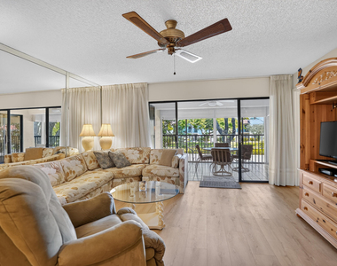 65 Pelican Pointe Drive - Photo Thumbnail 21
