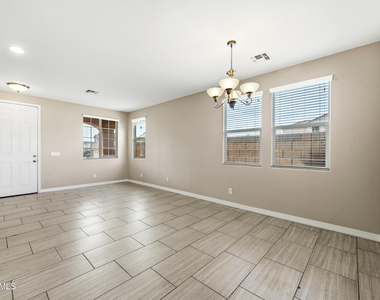 7279 N 89th Drive - Photo Thumbnail 2