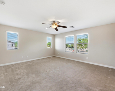 7279 N 89th Drive - Photo Thumbnail 17