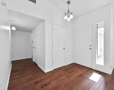 313 S Ocean Drive - Photo Thumbnail 11
