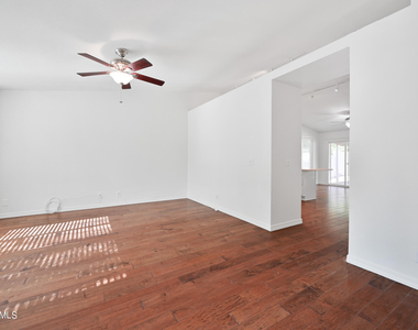 313 S Ocean Drive - Photo Thumbnail 1