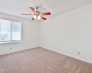 313 S Ocean Drive - Photo Thumbnail 17