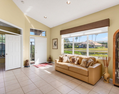 6862 Swansea Lane - Photo Thumbnail 14