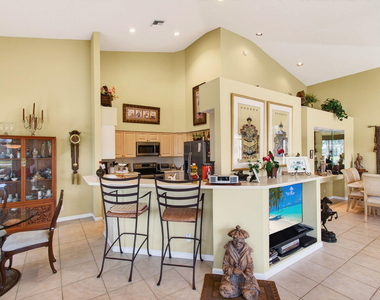6862 Swansea Lane - Photo Thumbnail 17