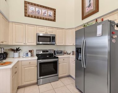 6862 Swansea Lane - Photo Thumbnail 20