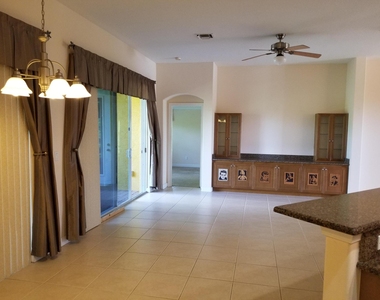 2024 Sw Driftwood Street - Photo Thumbnail 2