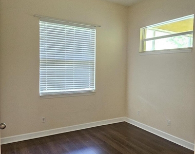 2024 Sw Driftwood Street - Photo Thumbnail 18