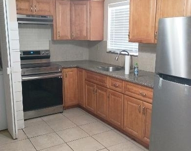 6761 Nw 24th Court - Photo Thumbnail 4