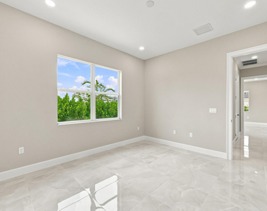 15093 Wildwood Circle - Photo Thumbnail 48