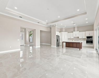 15093 Wildwood Circle - Photo Thumbnail 34