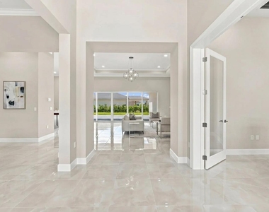 15093 Wildwood Circle - Photo Thumbnail 7