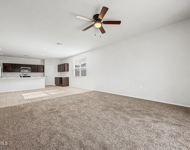 1302 W Raymond Avenue - Photo Thumbnail 8