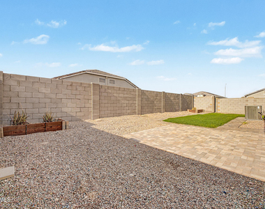 1302 W Raymond Avenue - Photo Thumbnail 30