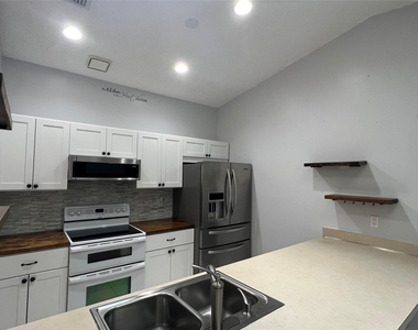14 Flint Way - Photo Thumbnail 8