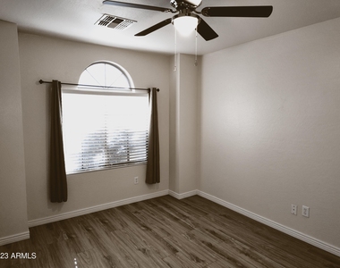 5824 E Valley View Drive - Photo Thumbnail 27