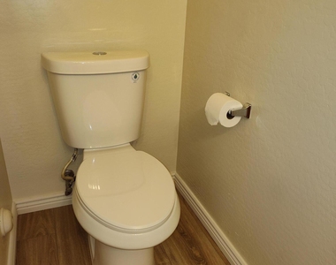 5824 E Valley View Drive - Photo Thumbnail 16