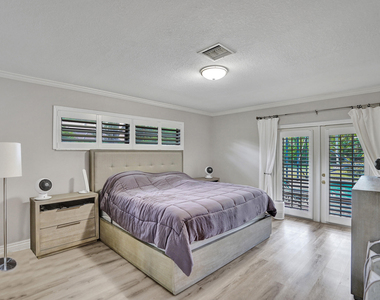 2281 Nw 36th Street - Photo Thumbnail 14