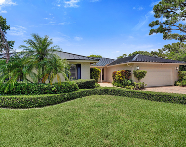 2281 Nw 36th Street - Photo Thumbnail 2