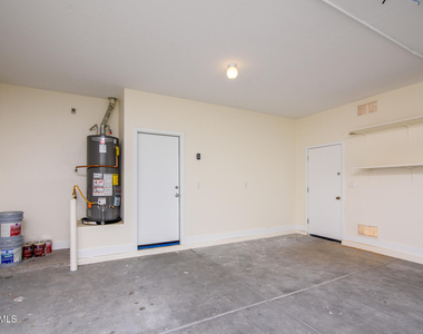 41615 W Chimayo Court - Photo Thumbnail 26