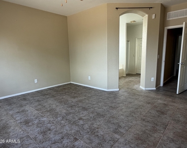 1541 W Saint Kateri Drive - Photo Thumbnail 10
