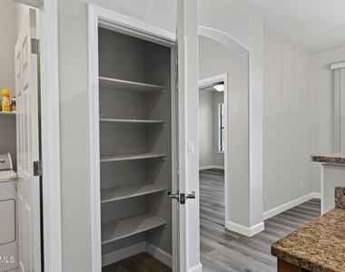 3131 E Legacy Drive - Photo Thumbnail 8