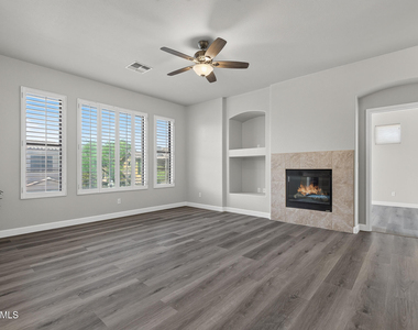 3131 E Legacy Drive - Photo Thumbnail 2