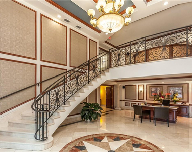 16900 N Bay Road - Photo Thumbnail 12
