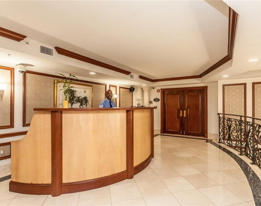 16900 N Bay Road - Photo Thumbnail 13