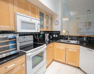 11790 Saint Andrews Place - Photo Thumbnail 4