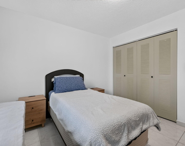 9474 S Belfort Circle - Photo Thumbnail 26
