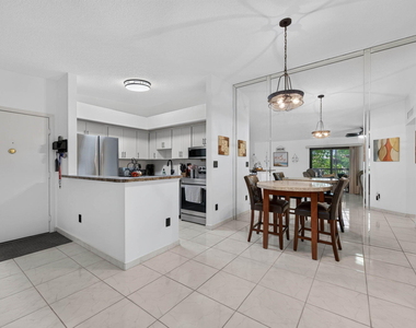 9474 S Belfort Circle - Photo Thumbnail 2