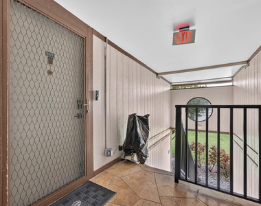 9474 S Belfort Circle - Photo Thumbnail 28