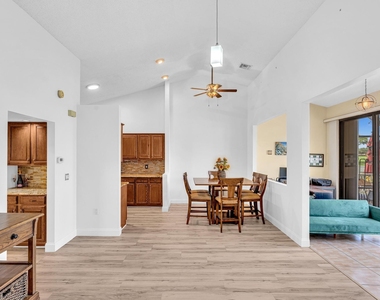 8099 Cassia Drive - Photo Thumbnail 2
