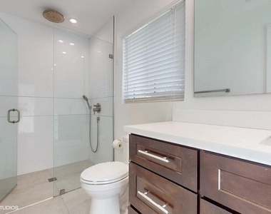 200 Sw 6th Avenue - Photo Thumbnail 16