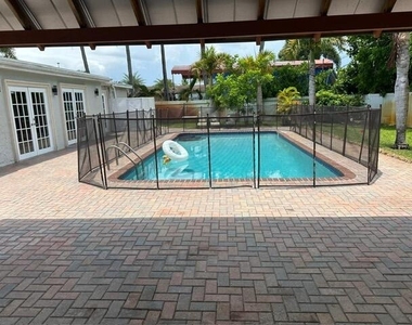 2545 Palm Road - Photo Thumbnail 12