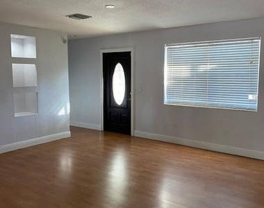 2545 Palm Road - Photo Thumbnail 2