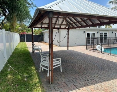 2545 Palm Road - Photo Thumbnail 13