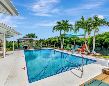 302 Venice Drive - Photo Thumbnail 35
