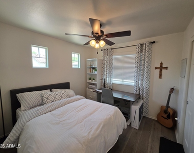 2170 W Scully Drive - Photo Thumbnail 12