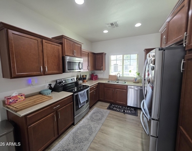 2170 W Scully Drive - Photo Thumbnail 7