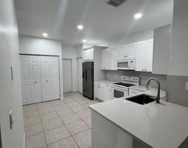 4150 Forest Drive - Photo Thumbnail 8